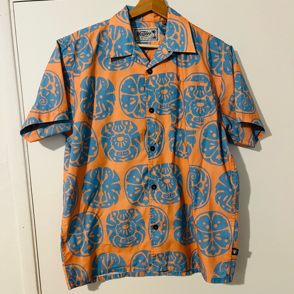 Howler Brothers Monoloha Shirt Orange and Blue Aloha Shirt, Size Small